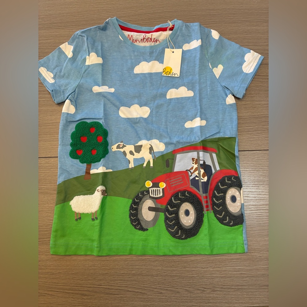 NWT Mini Boden farm scene short-sleeve appliqué t-shirt size 8-9Y sold